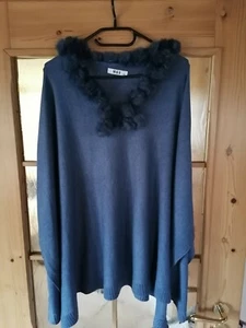 Feinstrick-Umhang - elegant - taubenblau - mit Fellbesatz - Damen Gr. 40 - Bild 1 von 3