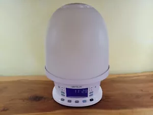 Verilux VA05 Rise and Shine Natural Wake Up Light Alarm Clock Radio Soundscapes - Picture 1 of 3