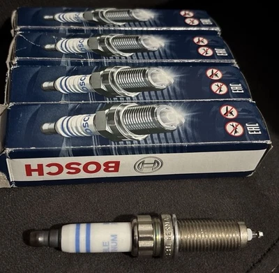 4 Spark Plugs BOSCH Double Platinum for BMW ZR5TPP330, 8165, 242 145 541-000 NIB - Image 1 of 4