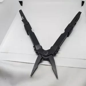 Gerber Gear MP600 14-in-1 Multi Tool Knife Pliers Wire Crimper Screwdriver &More - Picture 1 of 15