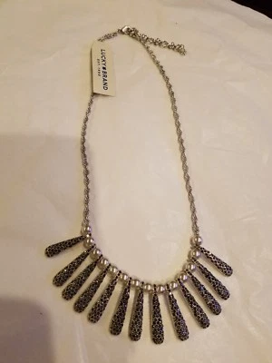 Collar de clavos pavé marca Lucky nuevo $55 Foto 1 de 4