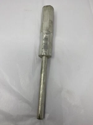 Burndy YE39R-60 HY 600kcmil Aluminum Pin Terminal Seal Plug - Image 1 of 4