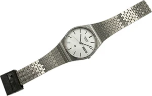 Orologio da polso vintage Seiko Salesman Sample 8223-7099 Custodia per quarzo - Foto 1 di 6