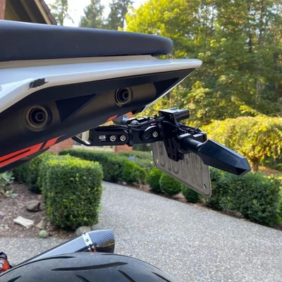 Soporte de matrícula luz trasera para Yamaha Kawasaki Honda Ducati Suzuki Foto 1 de 4