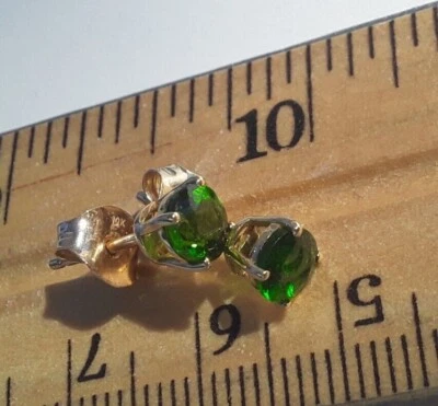 Pendientes CHUCK CLEMENCY AAA Cromo Diópsido Oro 10k 4 mm. Nuevo Foto 1 de 2