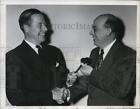 1949 Press Photo Claude Adams Putnam Accepts Gavel after Elected NAM President