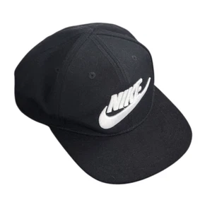Nike Black Flat Bill Boy's Baseball Cap Size 4-7 Years Nike Black Baseball Hat - Picture 1 of 9