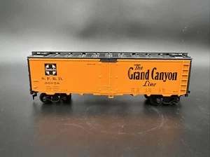 De colección Escala HO 40' The Grand Canyon Line De Colección Santa Fe SFRD 36058 - Imagen 1 de 6