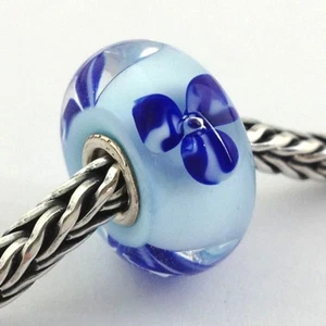 Auténtico Dije Trollbeads Murano Flor Azul Claro 61156, Nuevo - Imagen 1 de 1