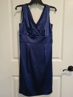 Vestido Formal Calvin Klein Para Mujer Talla 6 Azul Marino Seda Sin Mangas Cuello en V Midi Foto 1 de 4