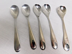 F7 - Pfaltzgraff posate inox 18/8 cucchiaini Sonya lotto di 5 - Foto 1 di 4