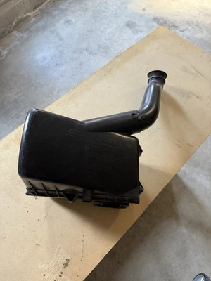 Entrada de aire Porsche 944 944.110.012.03 Foto 1 de 4