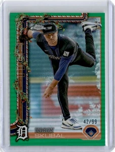 2025 Topps Holiday #HC74 Tarik Skubal refractor verde/99 Tigres - Imagen 1 de 1