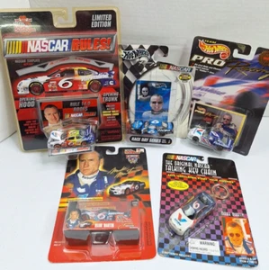 NASCAR Mark Martin #6 1:64 Diecast 4/Coches 1/Llavero Lote Hot Wheels - Imagen 1 de 17