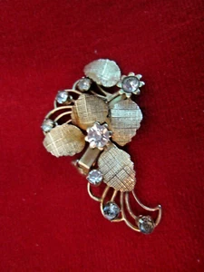 Vintage Gold Toned Floral Rhinestone Brooch - Picture 1 of 7