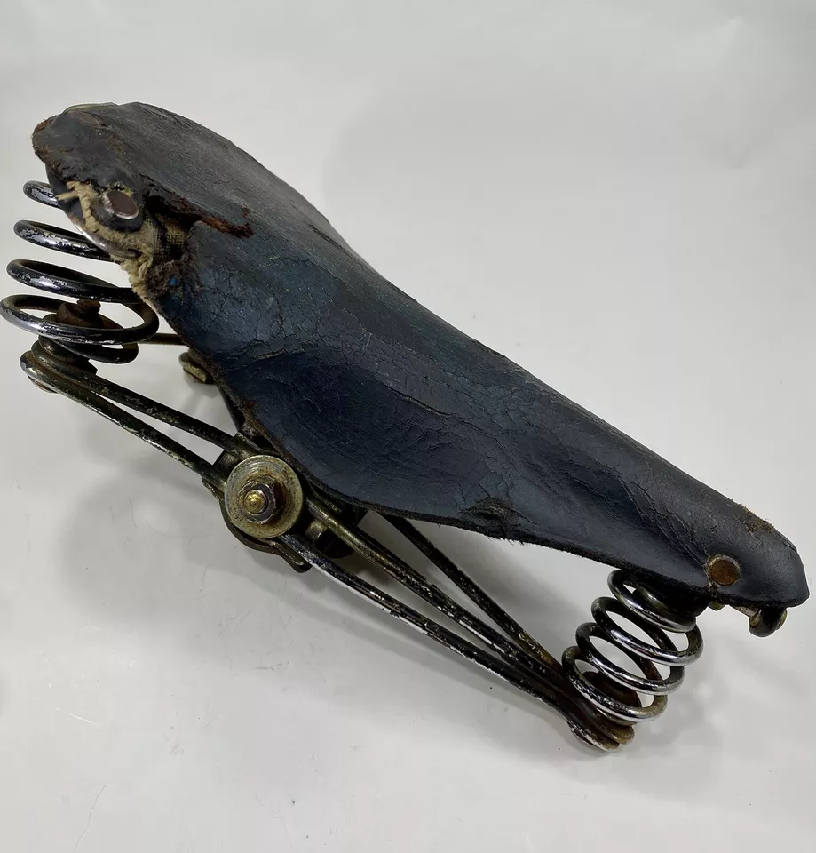 Selim de bicicleta vintage Wrights couro preto trilho duplo 3 Springer feito na Inglaterra - Imagem 1 de 4