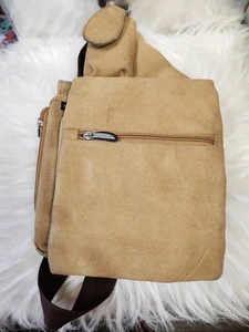 Travelon Bolso de Hombro Mensajero Antirrobo Bandolera Cartera Organizador Gamuza Tostada - Imagen 1 de 5