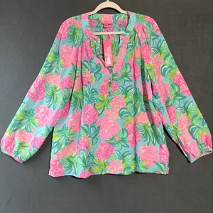 Lilly Pulitzer Size XL Blue Ibiza Pineapple Shake 100% Silk Top - Picture 1 of 11