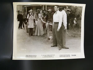 1951 CAVE OF OUTLAWS MOVIE PRESS PHOTOGRAPH MacDonald Carey Alexis Smith - Picture 1 of 7