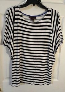 Dana Buchman Dolman Short Sleeve Cold Sh Top Black White Striped Pullover Size M - Picture 1 of 8