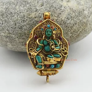 Colgante Ghau de plata verde Tara y Manjusri hecho a mano de fina calidad de Patan Nepal - Imagen 1 de 5