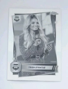 2025 Topps Chrome WWE - Trish Stratus - SEPIA REFRACTOR - Bild 1 von 2