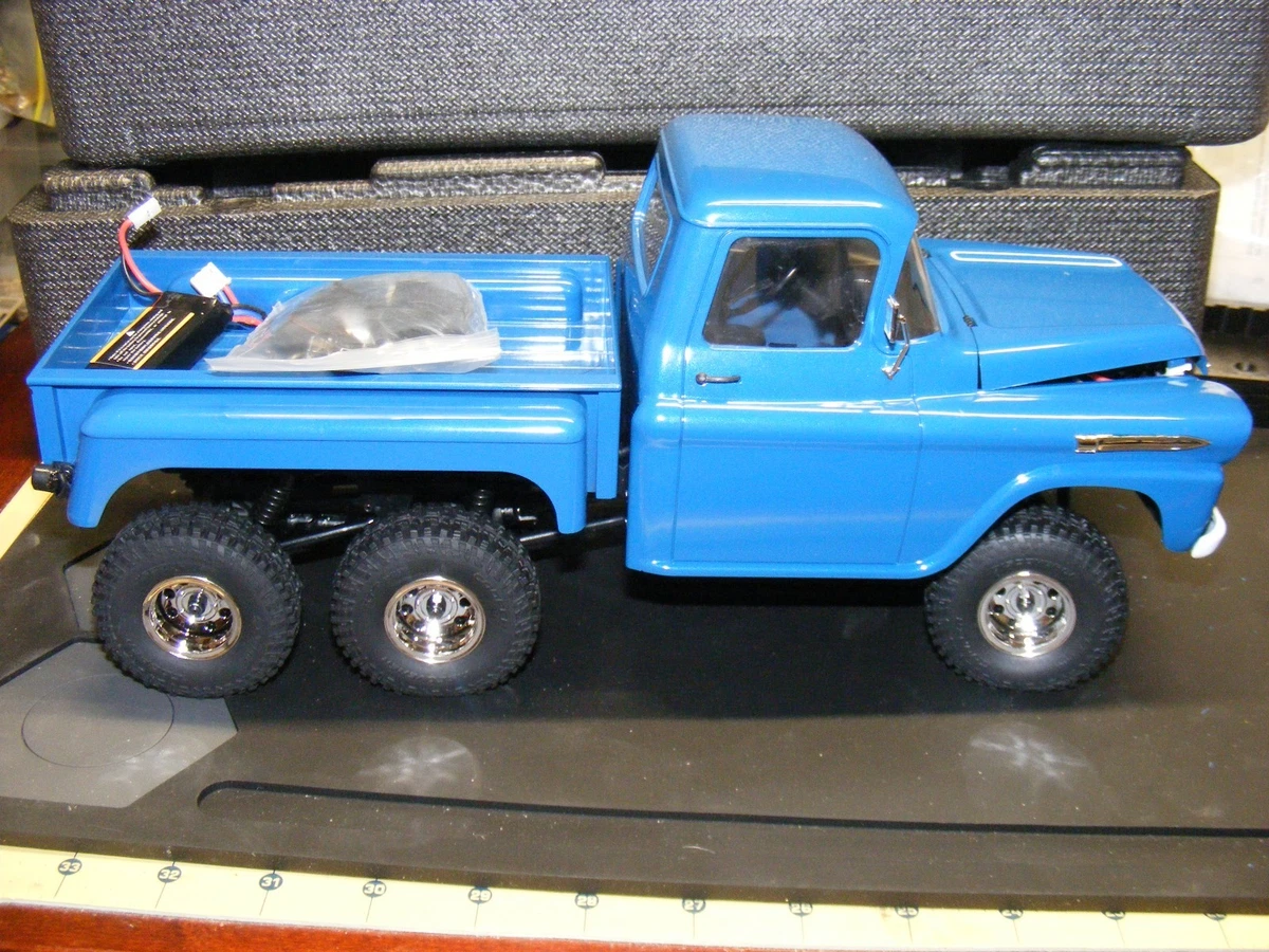 FMS 1/18 Chevrolet Apache 6X6 new never used This model is getting