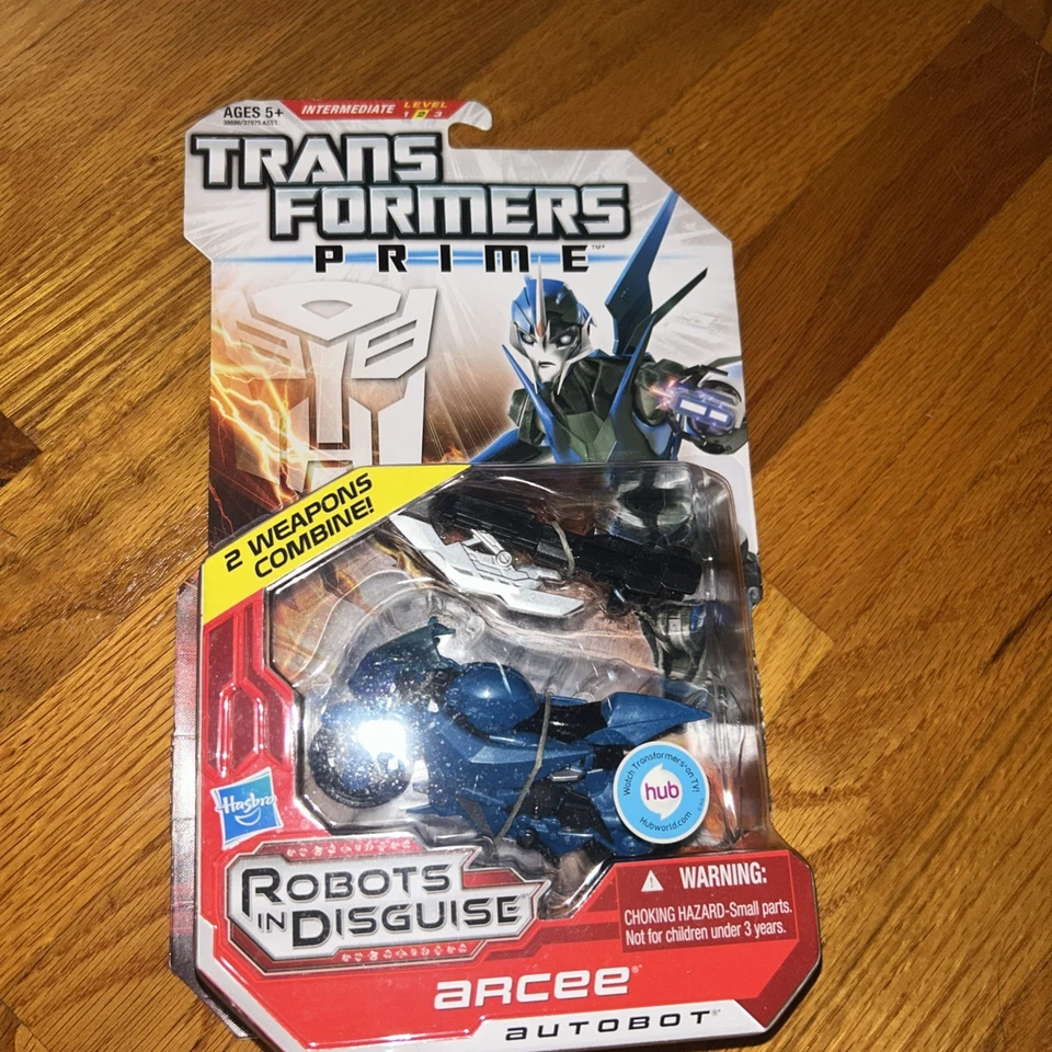 Transformers Prime: Robots In Disguise Arcee Autobot Nuevo Sellado De Lujo EE. UU. PARED Foto 1 de 3