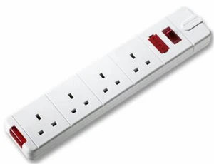 Masterplug - SWFG4W - Trailing Socket Fused 13a 4 gang + Neon, Switch - Picture 1 of 1