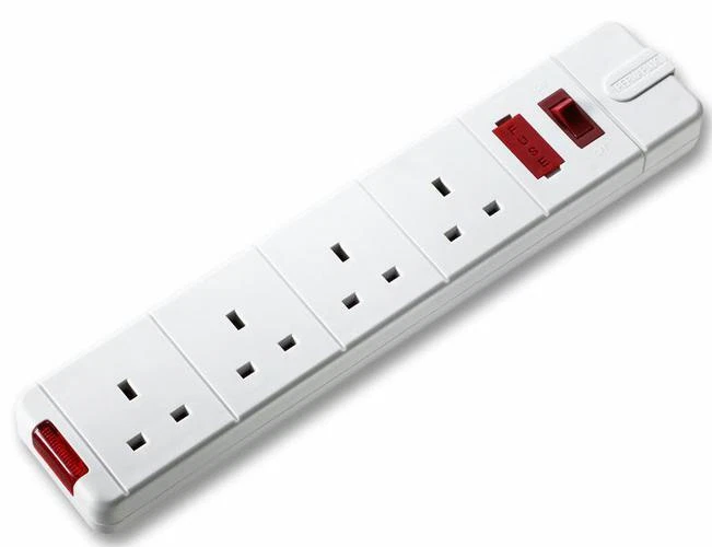 Masterplug - SWFG4W - Trailing Socket Fused 13a 4 gang + Neon, Switch - Image 1 of 1