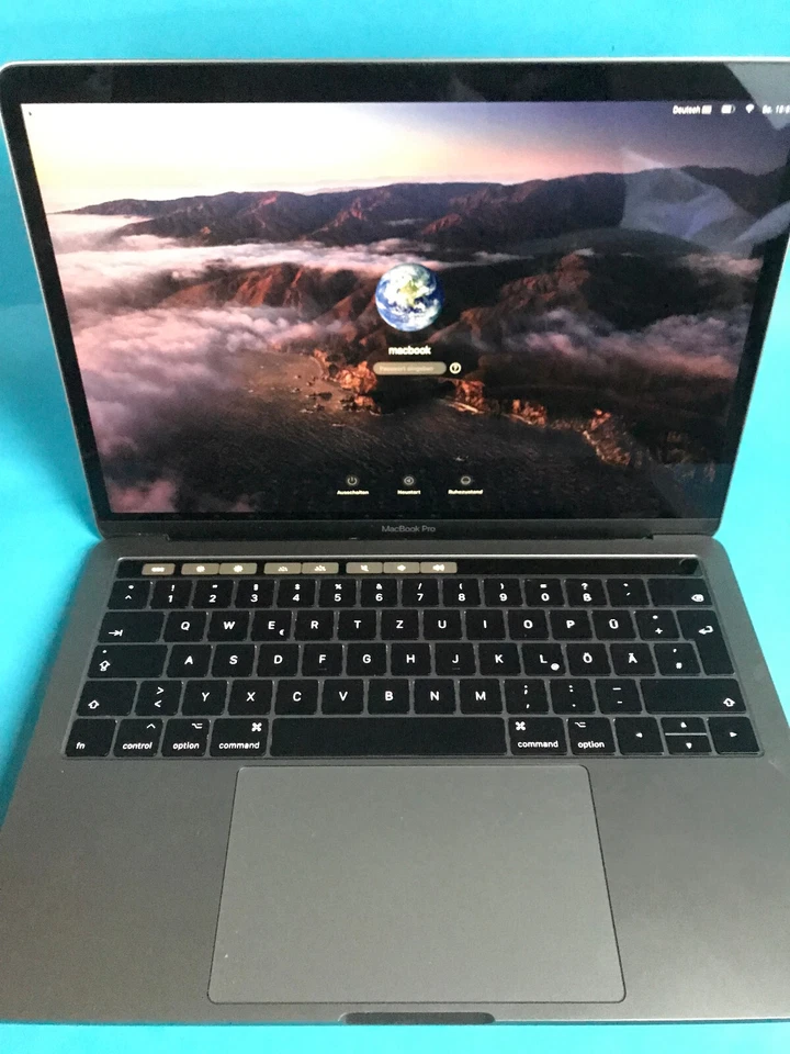 Apple MacBook Pro 2017 Retina 13,3“ - TOUCHBAR - 3,1 GHz - 500GB SSD -8GB -A1709 - Bild 1 von 4