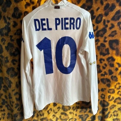 Del Piero Italy 2002 World Cup Jersey #10 Long Sleeve Size XL - Image 1 of 4