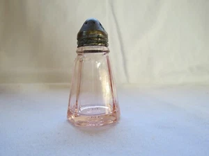 Vintage Hazel Atlas Pink Glass Salt Shaker - Picture 1 of 3