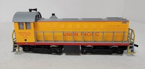 AHM HO Diesel Locomotive Union Pacific #2452 - Picture 1 of 6