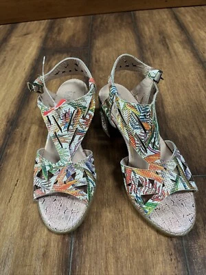 L'ARTISTE by SPRING STEP Calpie Women's Size 37 US 6.5-7 Floral Slingback Sandal - Image 1 of 4
