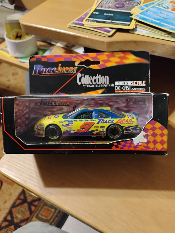 Race Heros 系列 Nascar #9 Jeff Burton — 第 1/1 张图片
