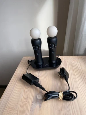 Sony PlayStation Move Motion Controller x 2 PS3 PS4 (CECH-ZCM1E) + Charging Dock - Image 1 of 4
