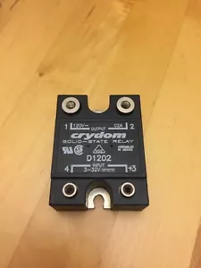 CRYDOM D1202 Solid State Relay 120VAC 2.6A - Picture 1 of 3