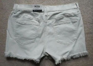 MUDD GIRLS MID-RISE MIDI SHORTS - BRAND NEW WITH TAGS - SIZE 15 - FREE SHIPPING - Picture 1 of 5