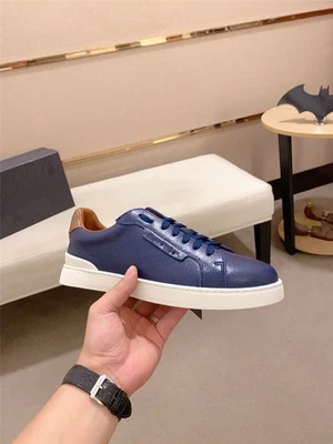 z#egna Zapatos para hombre Zapatos informales Zapatos blancos pequeños Hombres Foto 1 de 4