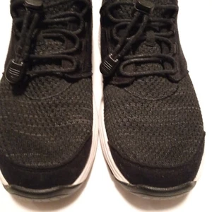 Damen-Mesh-Sneaker Größe US 8,5 M Orthofeet schwarz Komfortschuh Schnürklemmen gebraucht, in einwandfreiem Zustand - Bild 1 von 10