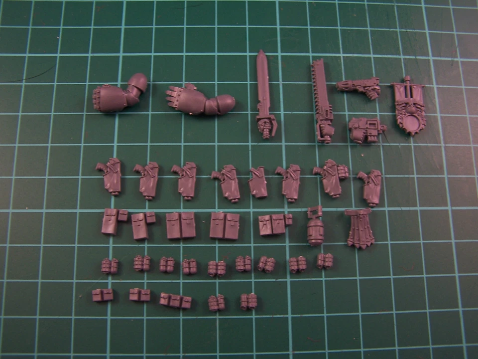 GAMES WORKSHOP Space Marine Horus Heresy Mk 4 Tactical Weapons and Accessories (bits)