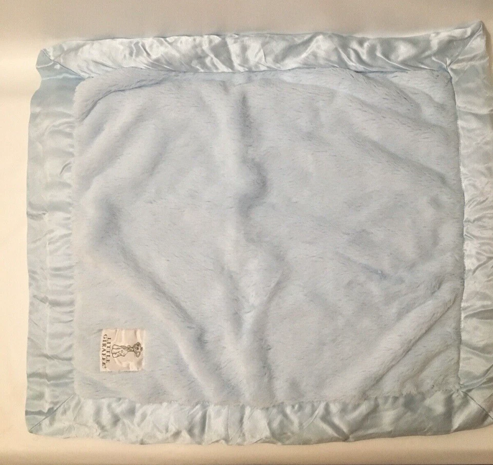Manta infantil bebé de piel sintética lisa Little Giraffe Luxe azul cielo mini 14" x 14" Foto 1 de 4