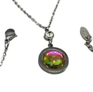 Collana femminile elegante Firmata pietre puntiluce fluorescente fucsia luminosa - Foto 1 di 10