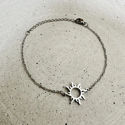 Armband Sonne Edelstahl versilbert 21 cm Damen Schmuck Symbol elegant - Bild 1 von 4