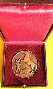 PREMIO MEDALLA FRANCIA PARÍS Competición Ecuestre Central Ø 49,4mm -55,0gr - Imagen 1 de 12