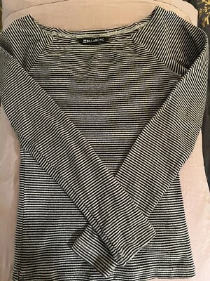 Top elegante elástico Billabong para niñas. Talla pequeña. Foto 1 de 3
