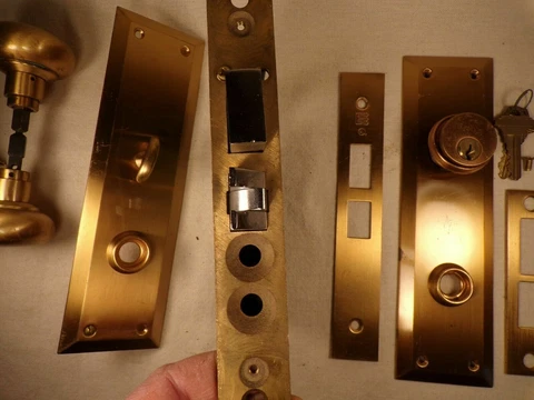 Vintage Mortise Lock w/ Bronze Escutcheon Knobs Spindle Working Key Hardware Cover