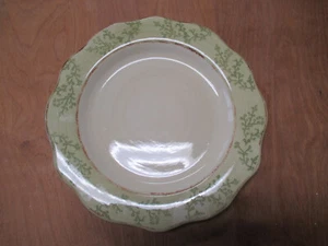 Home HMQ33 CREAM & GREEN SCALLOPED Dinner Plate 11 5/8" 1 ea   3 available - Picture 1 of 4