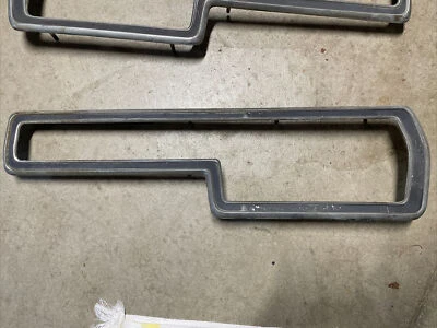 1976 1977 Dodge Aspen RT RH Taillight Trim Ring Bezel OEM 3881020 Mopar Original - Image 1 of 4